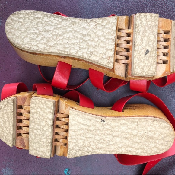 Vintage 1950’s FLEXICLOGS: Articulated Wooden Sole Sandals - Child’s Size 3 - Picture 3 of 9